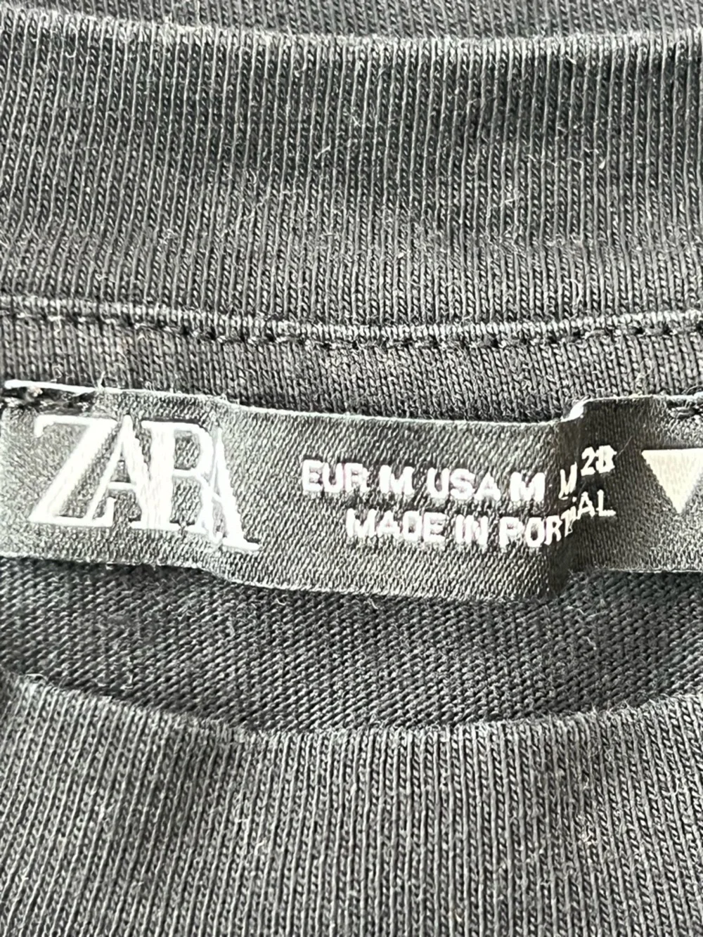 Zara T shirt with embroidery art 100% Cotton Medium black - Picture 6 of 9